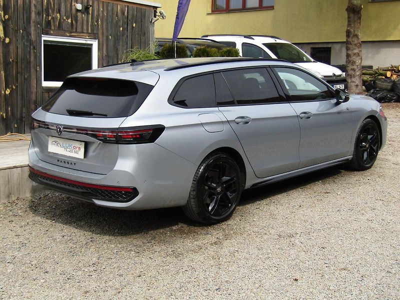 Volkswagen Passat Variant (2024) 2.0 TDI 110kW DSG ACC - fotka 11 z 47