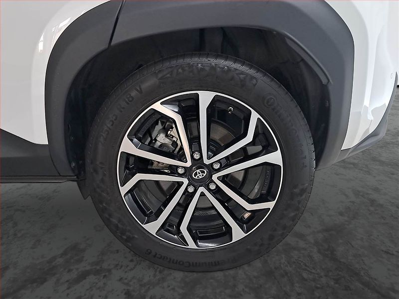 Toyota Yaris Cross (2024) GR Sport 1.5 VVT-iE - fotka 15 z 21