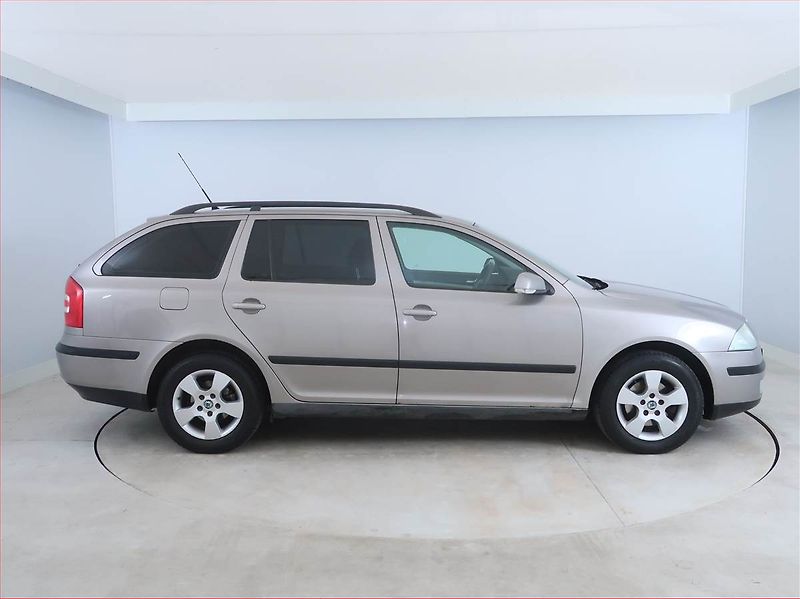 Škoda Octavia (2007) 1.9 TDI, Tažné, Klima - fotka 6 z 13
