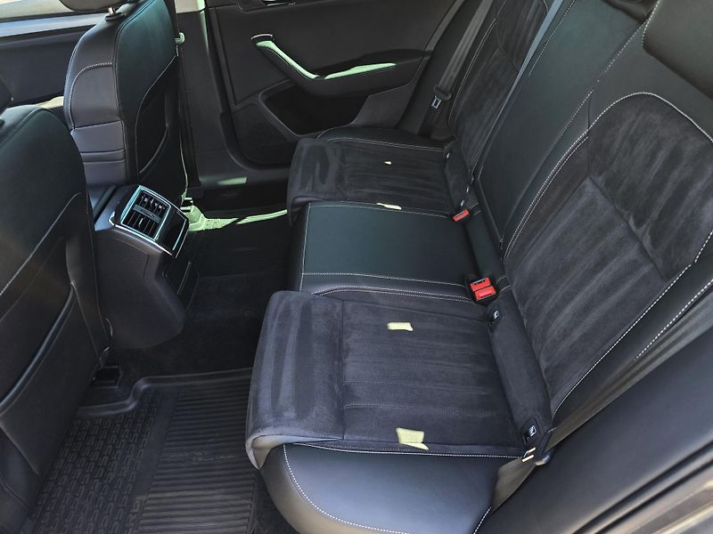 Škoda Superb 2.0TDI 110KW DSG STYLE+ TZ. ČR - fotka 18 z 50