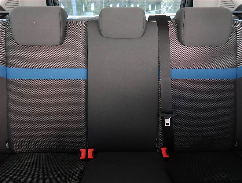 Ford Kuga (2009) Trend 2.0 TDCi, 4X4, Navi - fotka 10 z 18