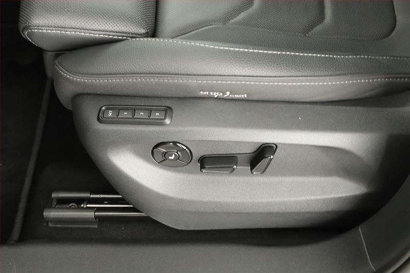 Škoda Kodiaq (2025) 2.0 TSI, EXCLUSIVE SELECTION - fotka 16 z 20