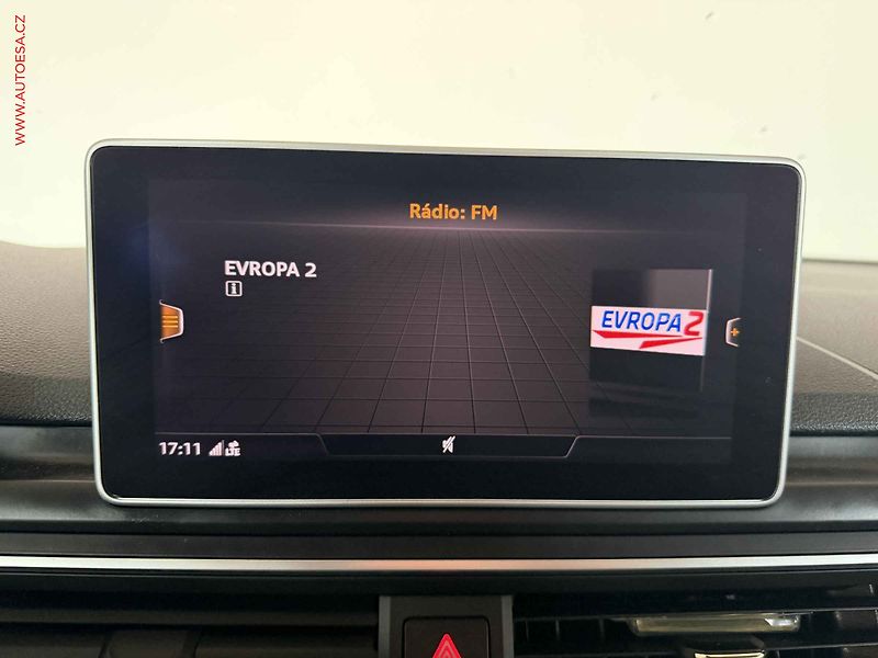 Audi A4 (2018) 2.0TDI, AT, STK3/28 - fotka 17 z 19