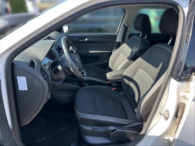 Škoda Fabia 1,0 TSI 70 Ambition - fotka 7 z 11