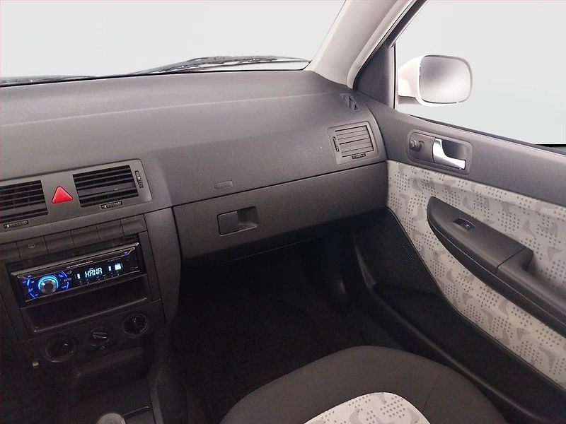 Škoda Fabia (2003) 1.4 16V, Serv.kniha, nová STK - fotka 8 z 16