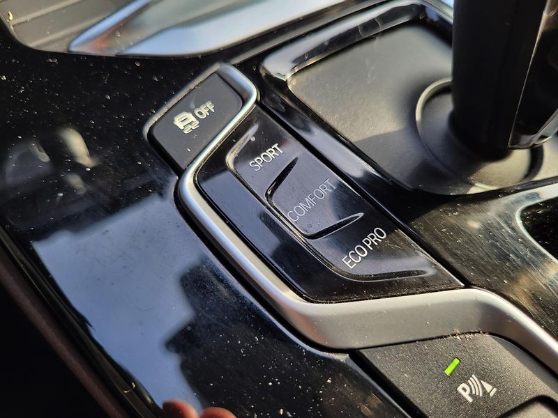 BMW X4 xDrive 30d 195kW M SPORT *ČR - fotka 28 z 48