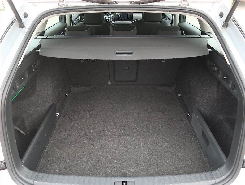 Škoda Octavia (2020) Ambition 2.0 TDI, Automat - fotka 14 z 22