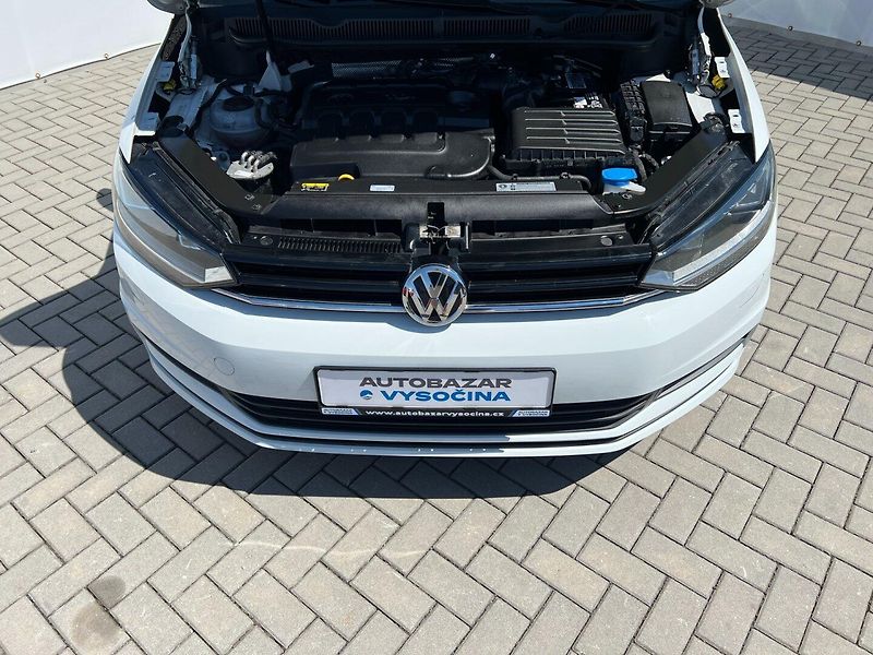 Volkswagen Touran (2019) 1.6TDi 85kW COMFORTLINE - fotka 10 z 28
