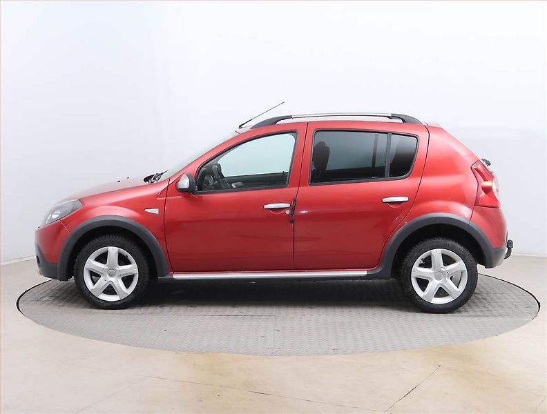 Dacia Sandero (2010) Stepway 1.5 dCi, po STK, Tažné - fotka 3 z 13