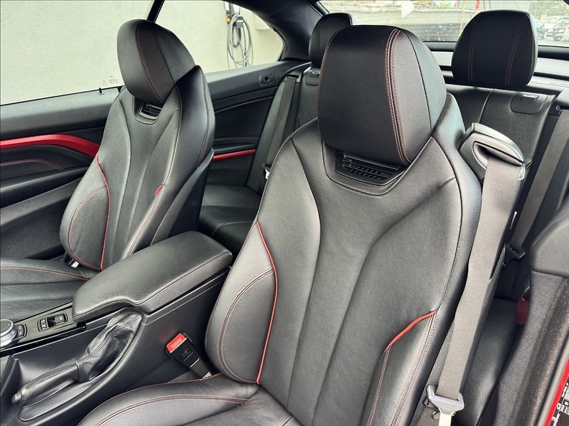 BMW Řada 4 2,0 430i xDrive Cabrio M-paket - fotka 25 z 50