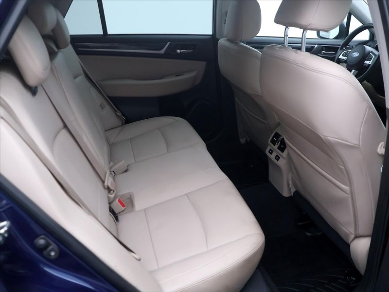 Subaru Outback 2,5 Active Lineatronic CZ DPH - fotka 13 z 38