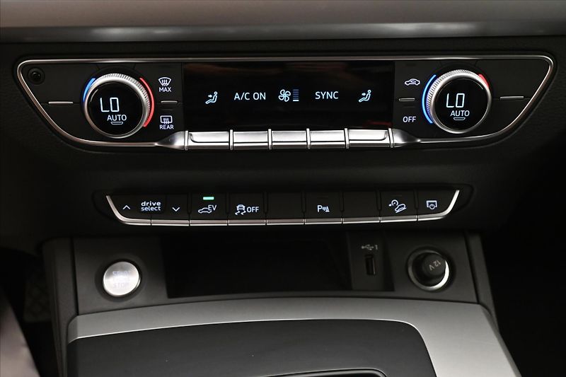 Audi Q5 2,0 50TFSIe 195kW 4x4 S-Tronic - fotka 21 z 32
