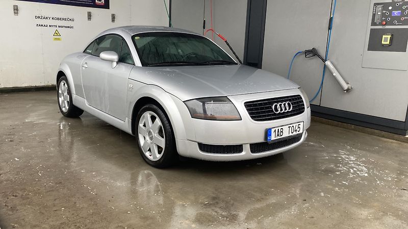 Audi TT (1998) 1.8T 5V TOP stav 1A bez koroze - fotka 2 z 35