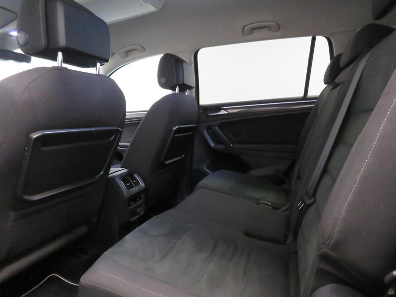 Volkswagen Tiguan - fotka 22 z 24