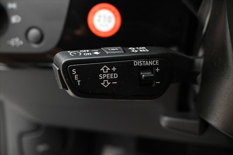 Audi A4 2,0 TDI 150 kW QUATTRO Záruka - fotka 23 z 32