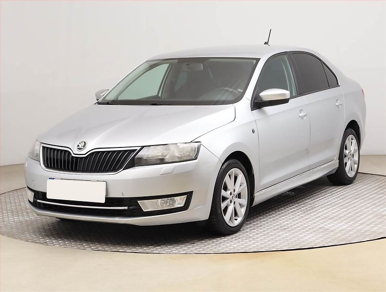 Škoda Rapid (2013) Style 1.6 TDI, nová STK - fotka 2 z 18