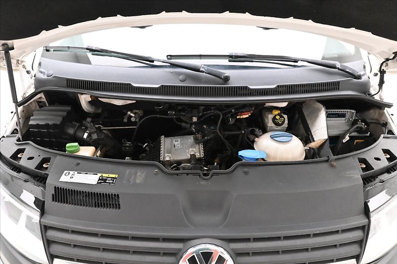 Volkswagen Transporter 2,0 TDI 110 kW 8míst Long Nezá - fotka 9 z 29