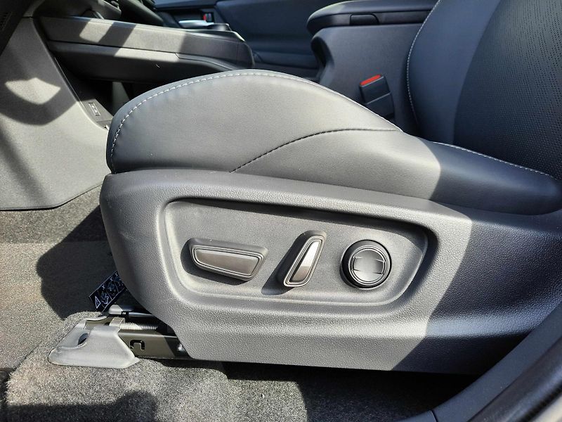 Subaru E-Outback (2026) Executive 75 kWh AWD 280 kW - fotka 14 z 70