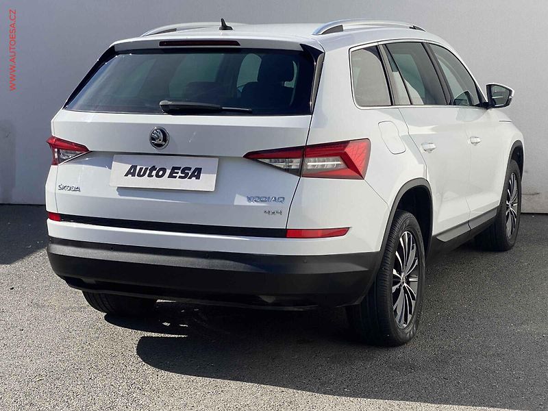 Škoda Kodiaq (2019) 2.0 TDi 4x4, 2.maj,ČR, DSG - fotka 4 z 20