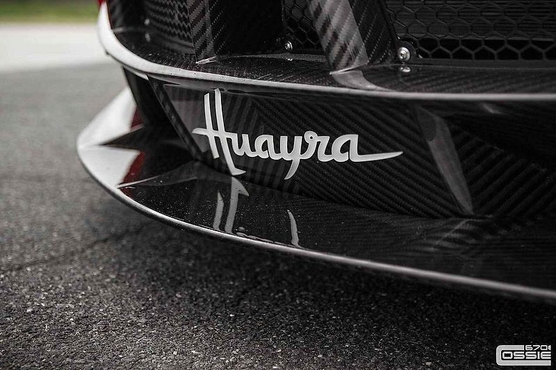 Pagani Huayra.