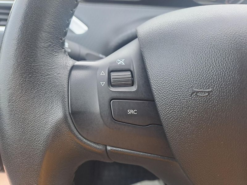 Peugeot 2008 (2017) 1.2  1. MAJITEL ČR PĚKNÝ STAV - fotka 20 z 31