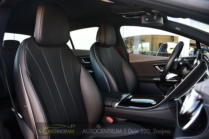 Mercedes-Benz EQE 350+ 4MATIC - fotka 17 z 54