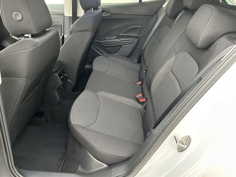 Škoda Fabia 1.0 TSI Top selection - fotka 8 z 24