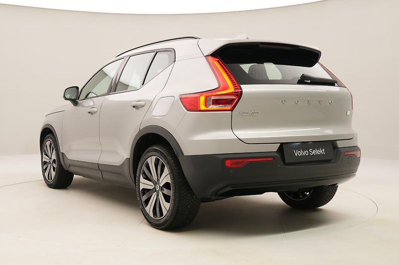 Volvo XC40 PURE ELECTRIC RECHARGE PLUS CZ - fotka 11 z 52