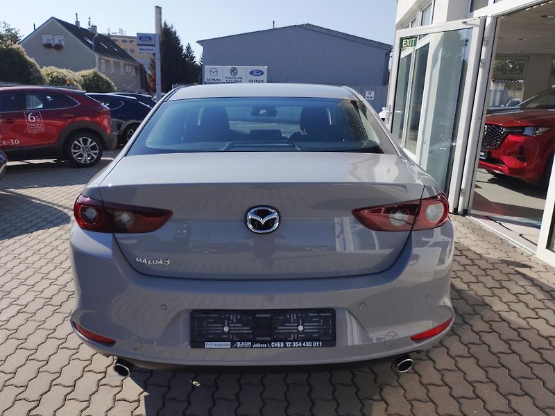 Mazda 3 (2026) SDN 2,5 MT, Centre-line, AKCE! - fotka 18 z 24