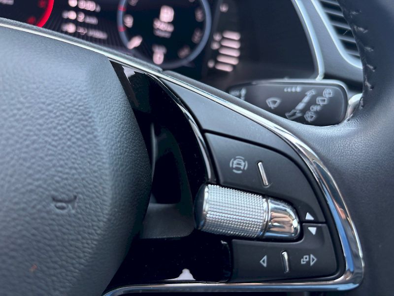 Škoda Superb (2022) 2.0 TDI 110kW Style - fotka 13 z 35