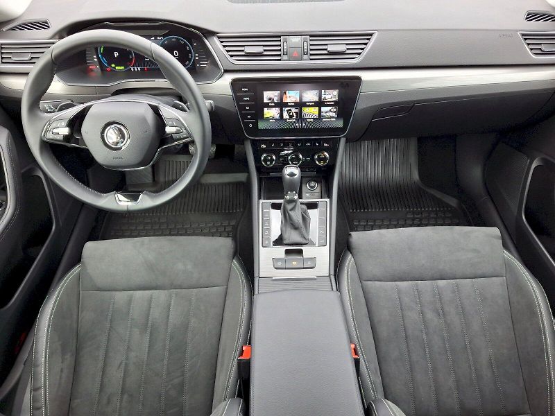 Škoda Superb (2024) Combi iV Style Plus Top 1,4TSi - fotka 5 z 34