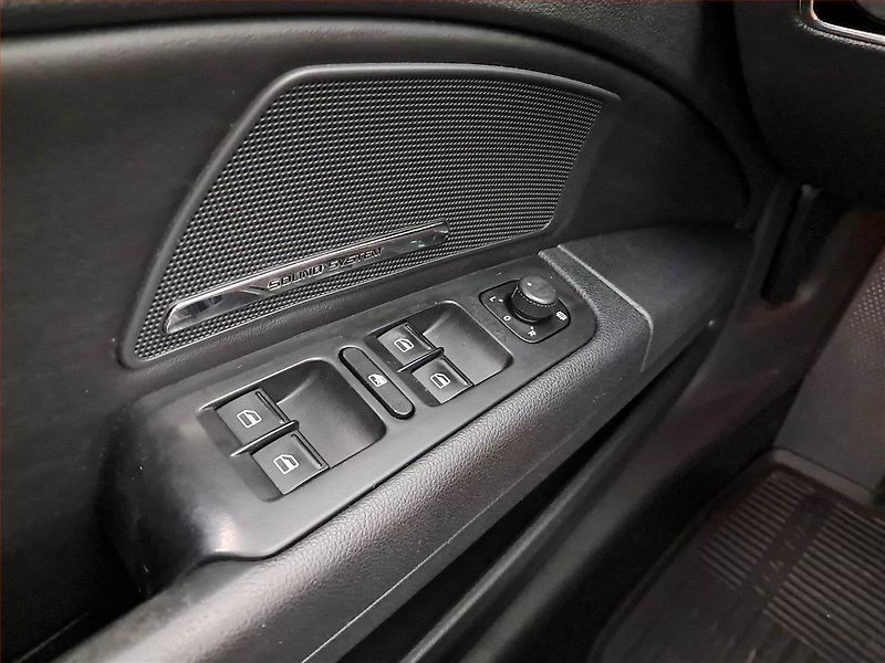 Škoda Superb (2013) 2.0 TDI, 4X4, Xenony - fotka 19 z 21