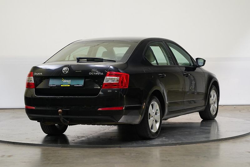 Škoda Octavia - fotka 2 z 27
