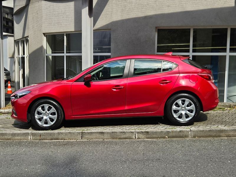 Mazda 3 1.5i SKYACTIV-G 74kW, ČR,1.maj - fotka 2 z 29