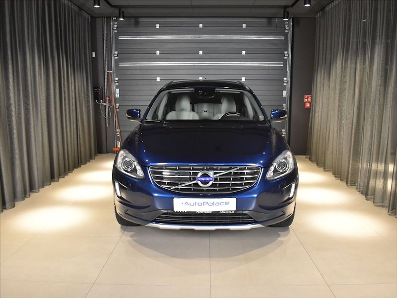 Volvo XC60 2,0 D4 Ocean race Kamera,BLIS - fotka 6 z 24