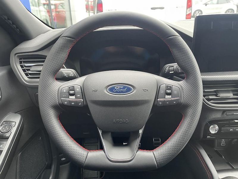 Ford Kuga ST-Line X 2,5 HEV 134 kW AT - fotka 21 z 39