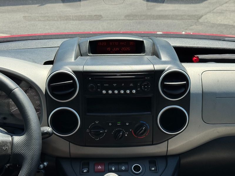 Citroën Berlingo (2009) 1,6 HDI 80Kw - fotka 19 z 26