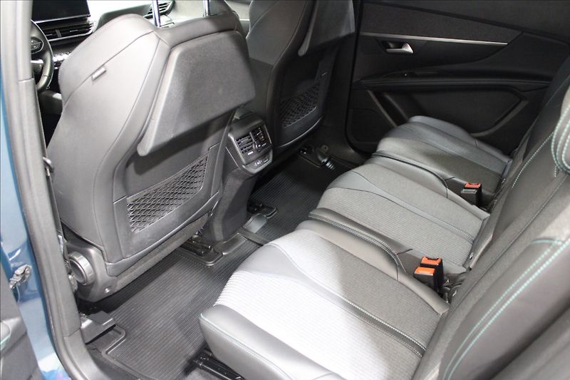Peugeot 5008 1,5 HDi 1.majitel CZ - fotka 12 z 29