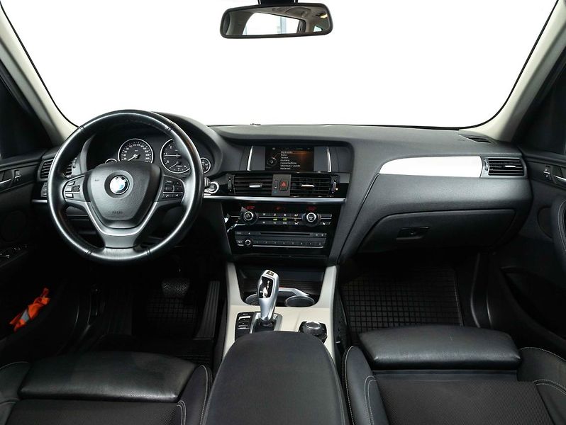 BMW X3 xDrive20d - fotka 7 z 20