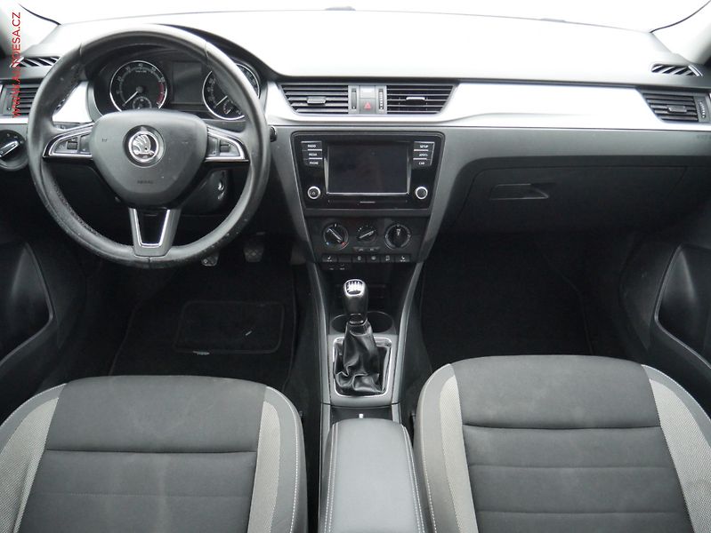 Škoda Rapid (2017) 1.0 TSi, ČR, Ambition, AC - fotka 8 z 23