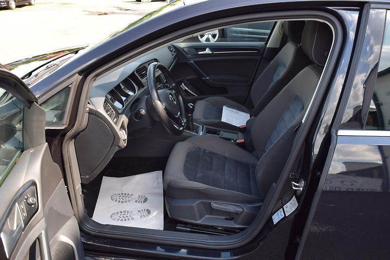 Volkswagen Golf Variant (2016) 1.4TSI 92kw CLBMT XEN NAVI APP - fotka 19 z 51
