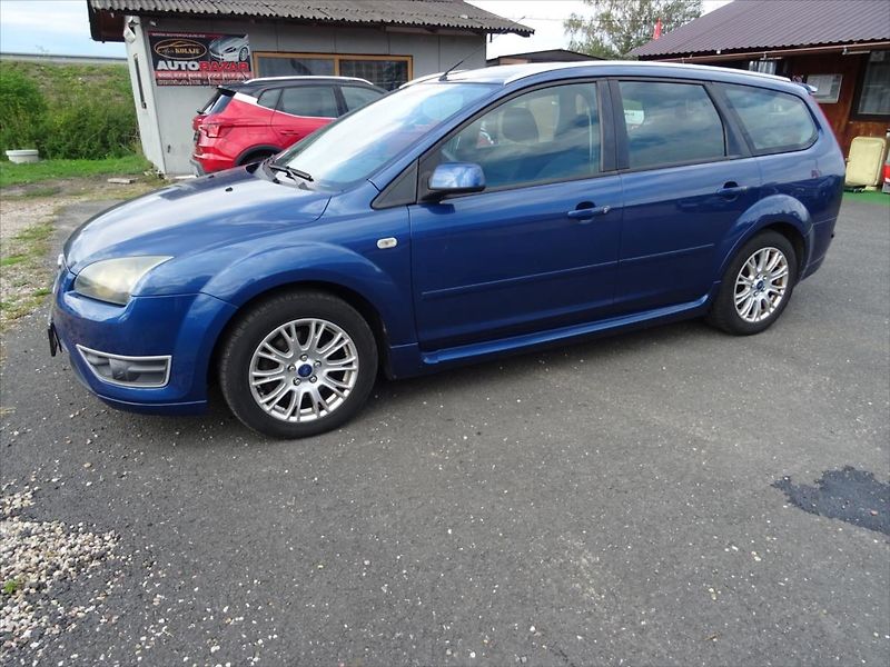 Ford Focus 2,0 TDi 100 kW - fotka 5 z 21