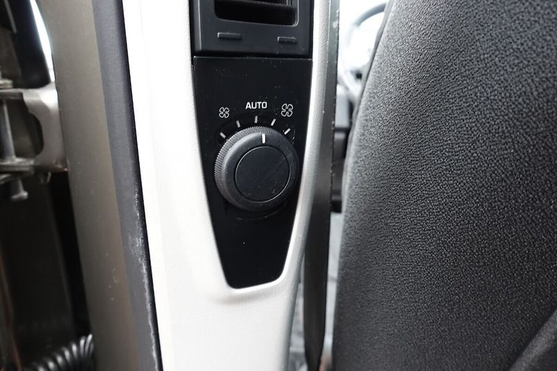 Citroën C4 Picasso 1,6i 88kW M/T - fotka 20 z 28
