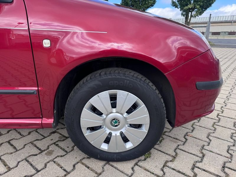 Škoda Fabia (2006) 1,4i 55 KW KILOMETRY TAŽNÉ - fotka 13 z 38