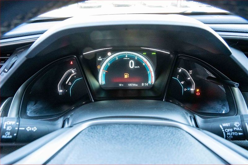Honda Civic (2017) 1.0 VTEC Turbo, Serv.kniha - fotka 11 z 18