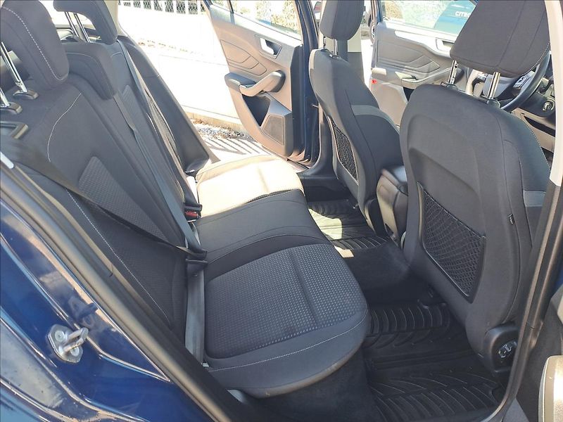 Ford Focus 1,0 EcoBoost AUTOMAT - fotka 7 z 15