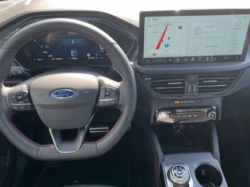Ford Kuga 2.5HEV,134KW,CZ,1.MAJ,DPH - fotka 9 z 14