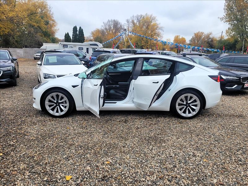 Tesla Model 3 AWD,LR,366kw,DUAL,SOH 89% - fotka 17 z 50