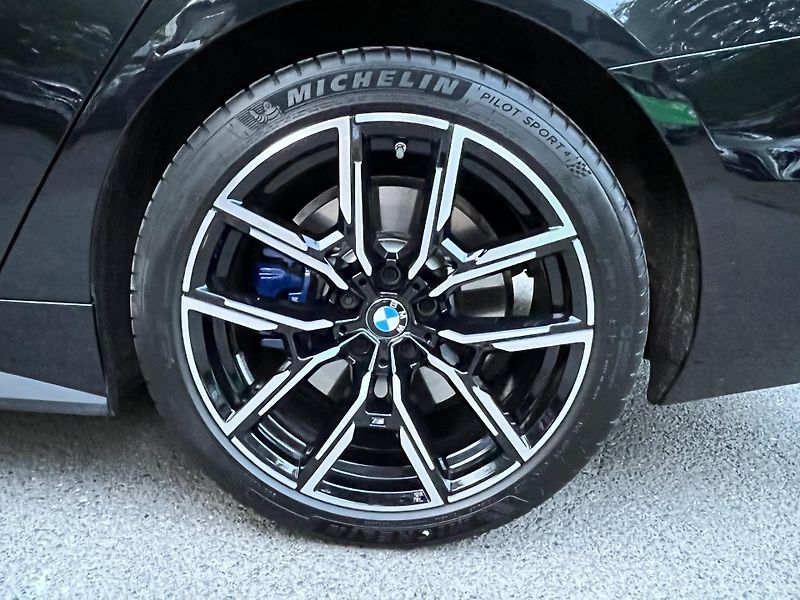BMW Řada 4 (2024) 430D xDRIVE M-Paket, NOVÉ ČR - fotka 40 z 42