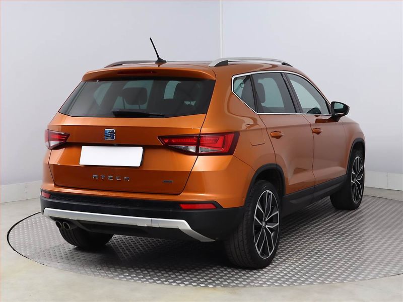 Seat Ateca (2017) Xcellence 2.0 TDI 4Drive, 4X4 - fotka 5 z 23